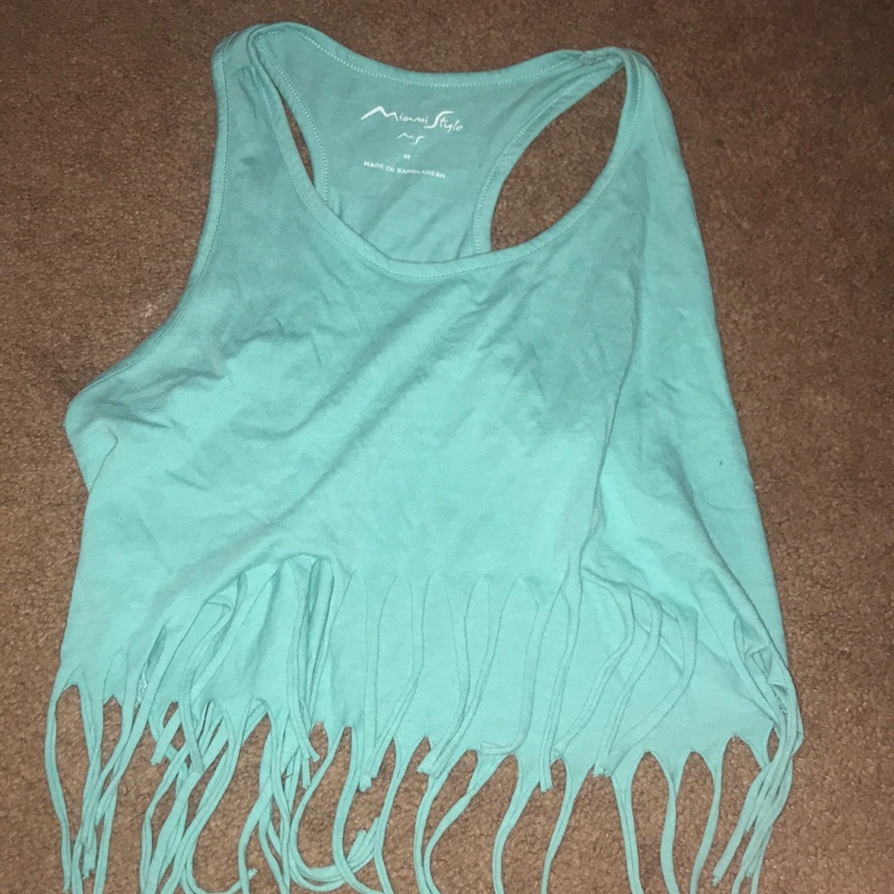 crop top
